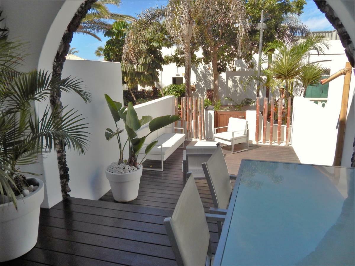 Beautiful Beachfront Playa de las Americas  Exterior photo